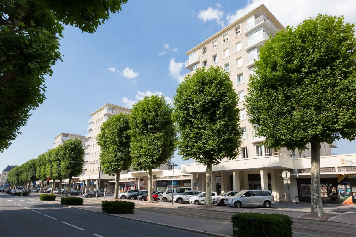 L'avenue du 6 juin à Caen