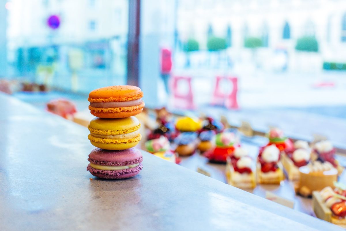 Macarons et gourmandises dans les rues de Caen