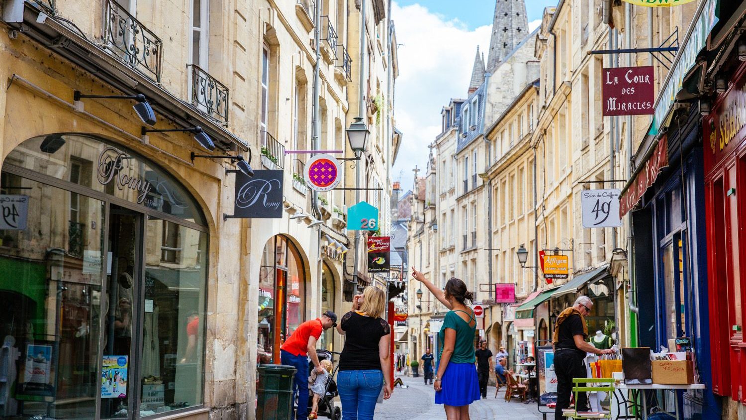 Shopping and services