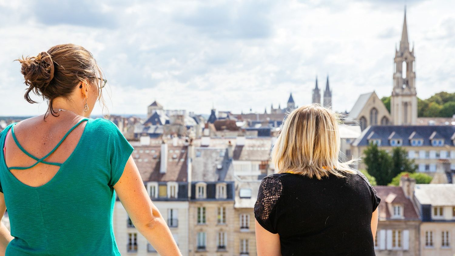 The architecture of the Reconstruction