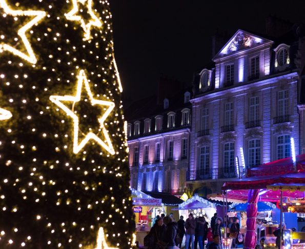 Let’s celebrate Christmas and the New Year in Caen la mer !