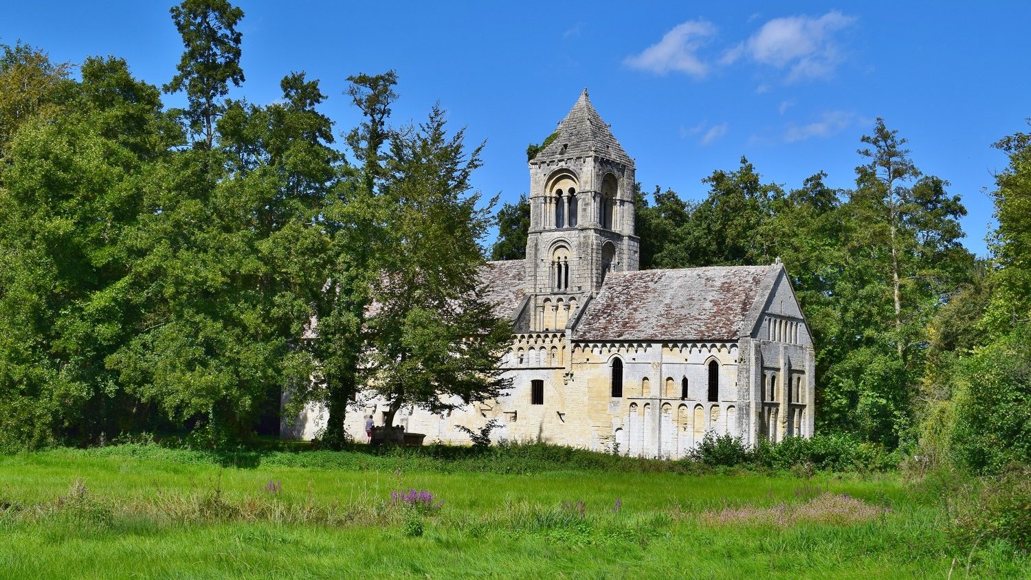 Around the old church in Thaon