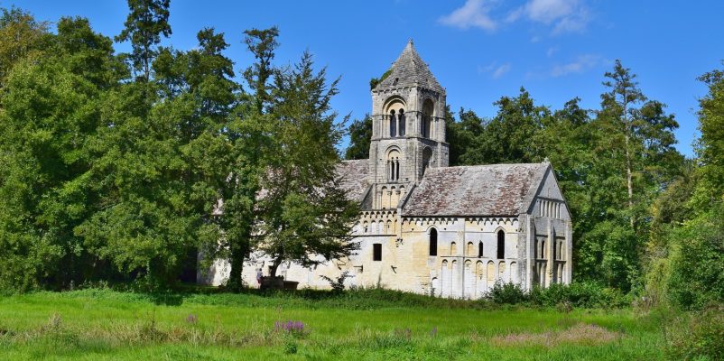 Around the old church in Thaon