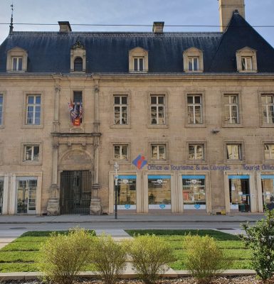 A convention bureau at your side