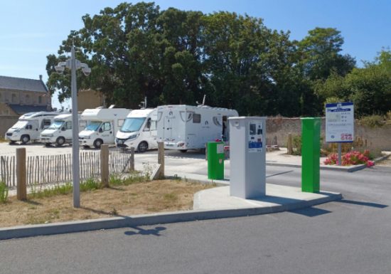 14-calvados-lion-sur-mer-aire-campingcarpark-aire2