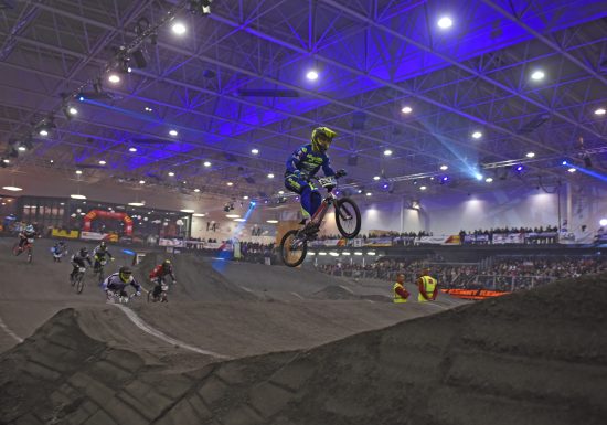 277702-BMX_Race___Caen_Bmx_Indoor___Salon_des_sports_urbains__2018-Solveig_DE_LA_HOUGUE___Ville_de_Caen