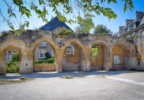 533833-Ancienne_Eglise_Saint-Gilles__Caen-Caen_la_mer_Tourisme___Alix_JONET- quartier Saint Gilles2 mai