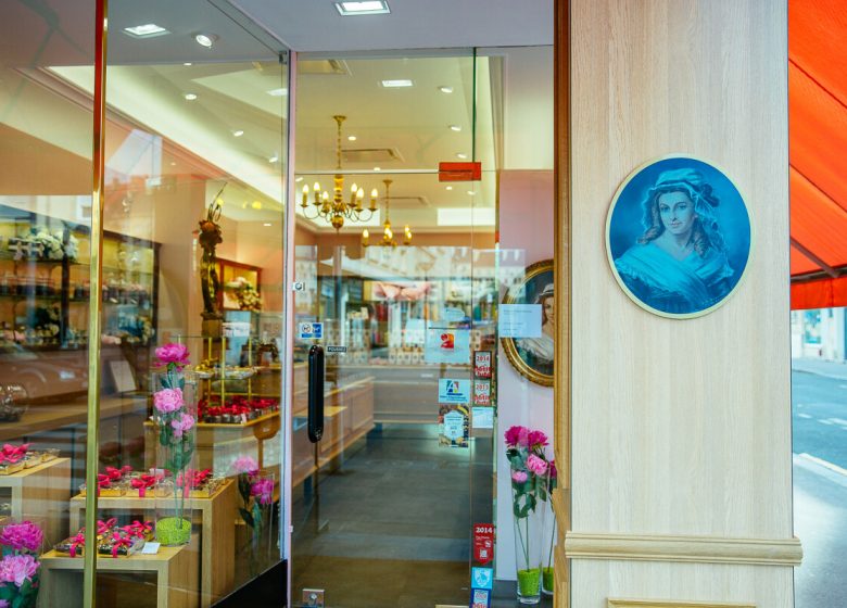 54818-Chocolaterie_Charlotte_Corday-Caen_la_mer_Tourisme___Les_Conteurs_(Droits_reserves_OTC)-1200px