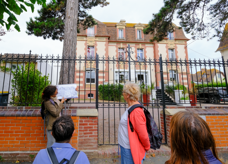 594741-Les_villas_de_Ouistreham_Riva-Bella-Caen_la_mer_Tourisme___Alix_JONET-1200px