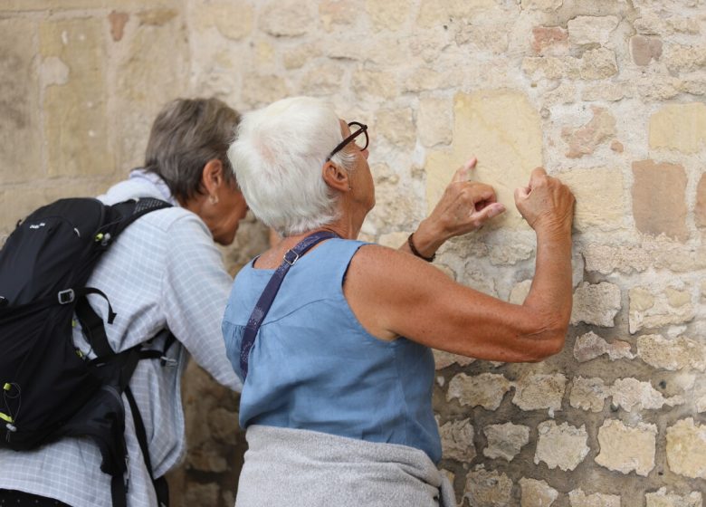 596623-Visite_guidee__le_bourg_de_Ouistreham_en_5_experiences-Caen_la_mer_Tourisme___Olivier_BARJON-1200px