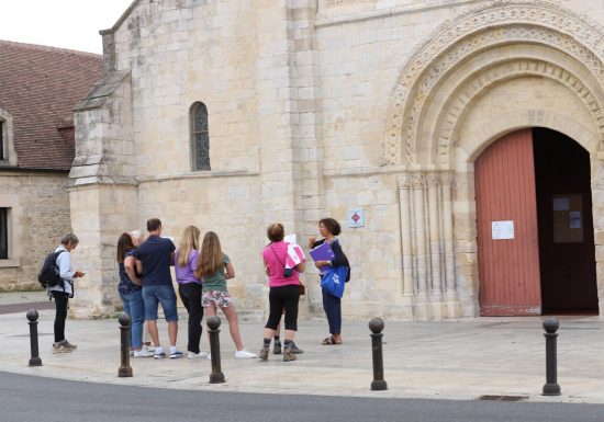596634-Visite_guidee__le_bourg_de_Ouistreham_en_5_experiences-Caen_la_mer_Tourisme___Olivier_BARJON-1200px