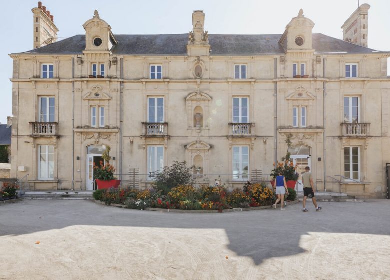 601340–Musee_des_Beaux-Arts_de_Caen_-_Cecile_Schuhmann-1200px