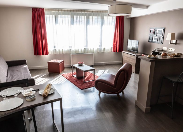 Salon avec Canapé Convertible Appartement 4 personnes