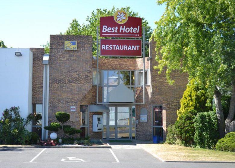 Best-Hotel-Caen-exterieur-800X600