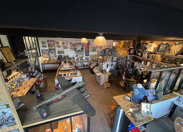 Boutique – D-Day Wings Museum – ©Manon Sandret