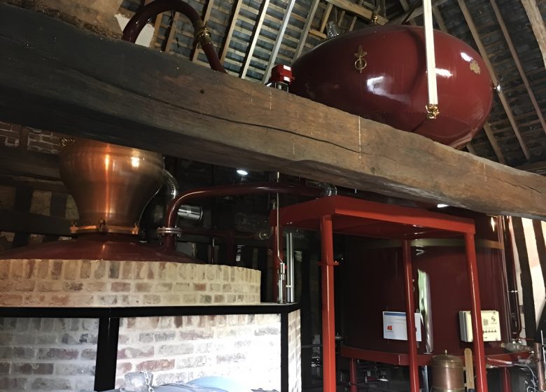 Boutique de la distillerie Drouin au Coudray Rabut, entre Pont l'eveque et Deauville en Normandie