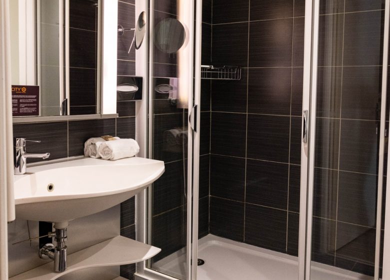 Douches/ Shower Résidence City-O à Caen en Normandie