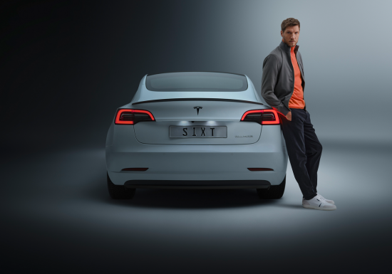 Instagram Post-tesla_heck_ppl_wf05_lay