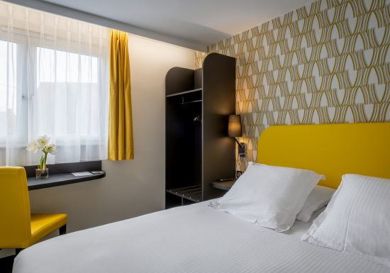 LIT ARMOIRE FENETRE RAPPROCHE