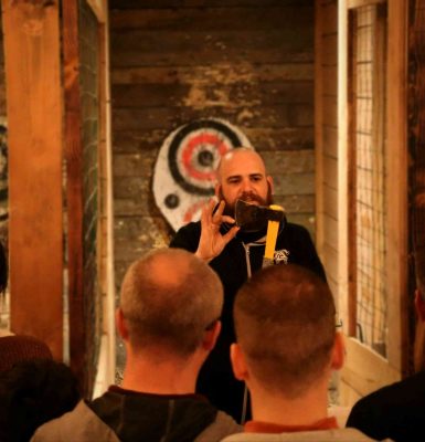 Axe Throwing – Taverne Le Valhalla
