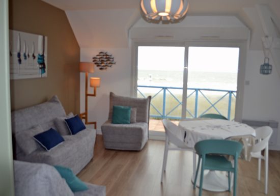 Les-pieds-dans-l-eau1