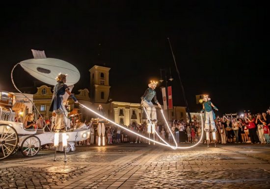 Parade-lumineuse-14-dec.