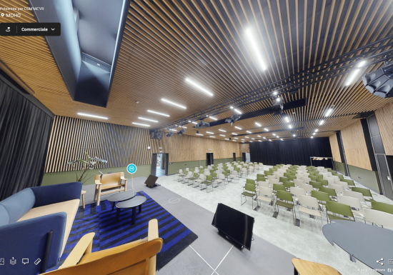 Salle de conférence scène©moho
