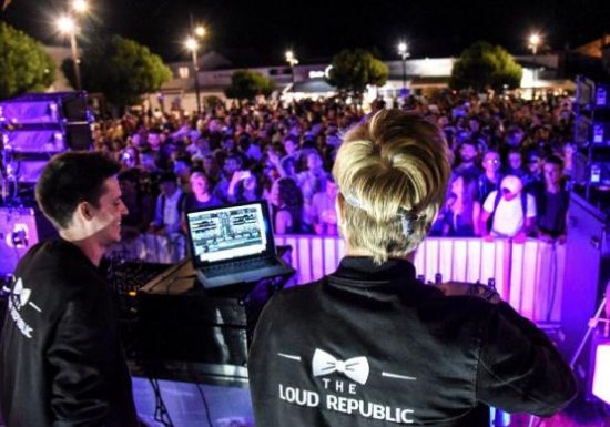 VL-Summer-Tour-1
