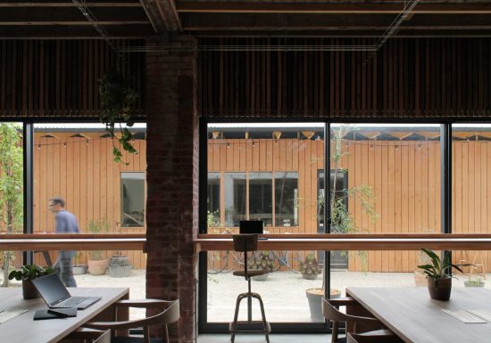 a6ae1ba9-9dfc-4451-a4b3-974a66e5b259