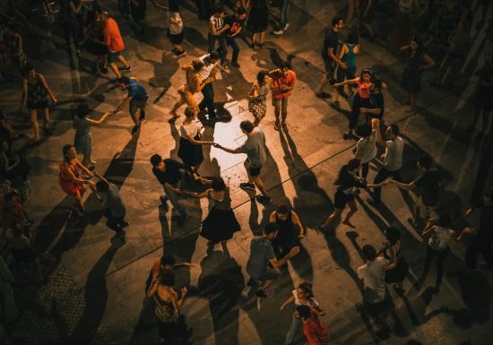 ardian-lumi-6Woj_wozqmA-unsplash
