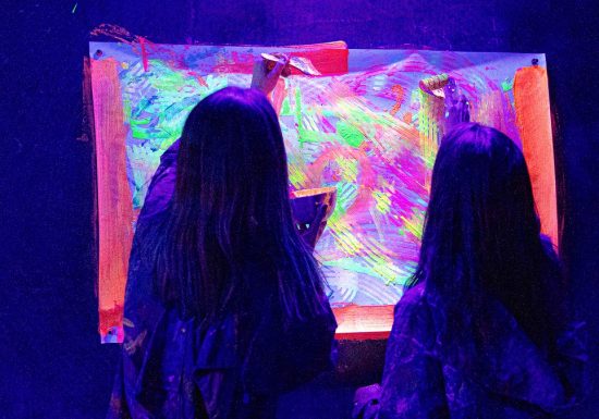 color-room-9
