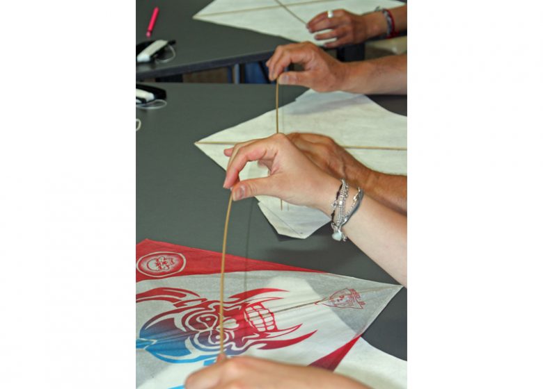 Construction de cerf volant a Hermanville 