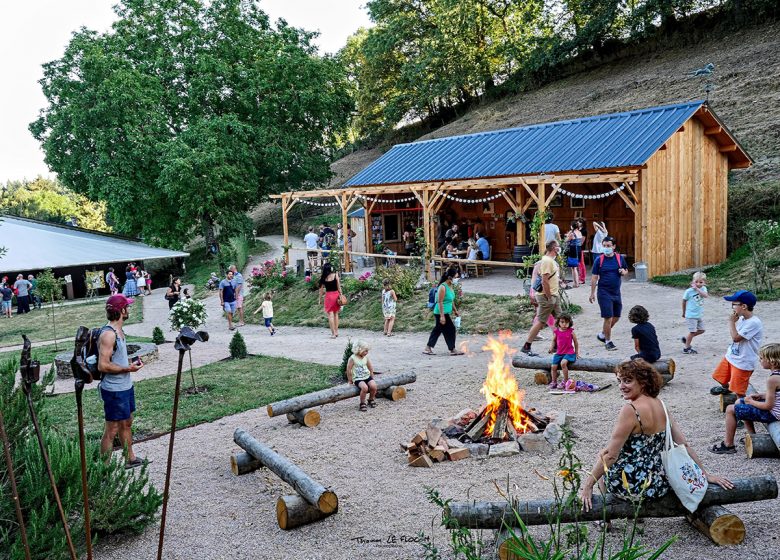 (C) Thomas Le Floc’H