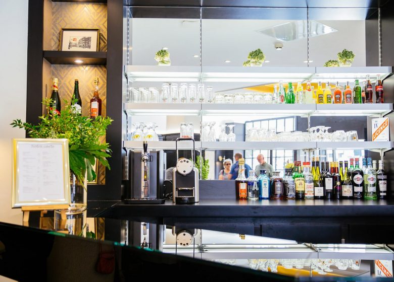 hotel-caen-bar2