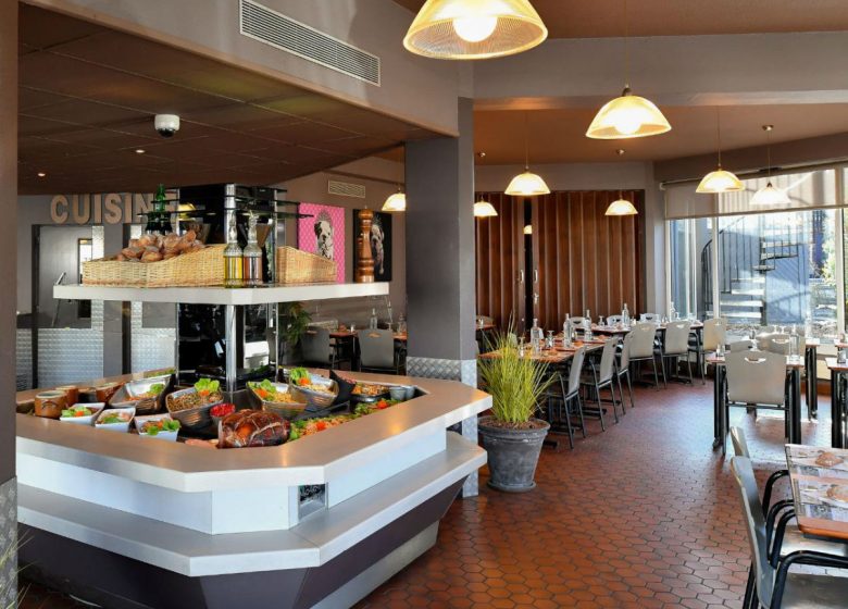 Salle du Central café brasserie restaurant Mondeville Caen Normandie