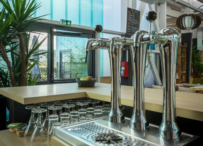 Hôtel Libéra Caen Colombelles bar