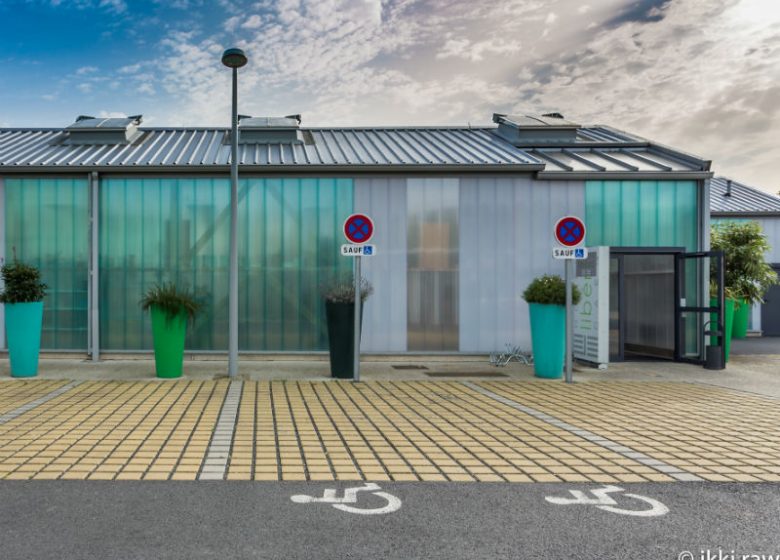 Hôtel Libéra Caen Colombelles parking