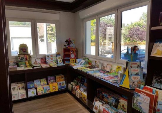 librairie-des-vagues-et-des-mots-9