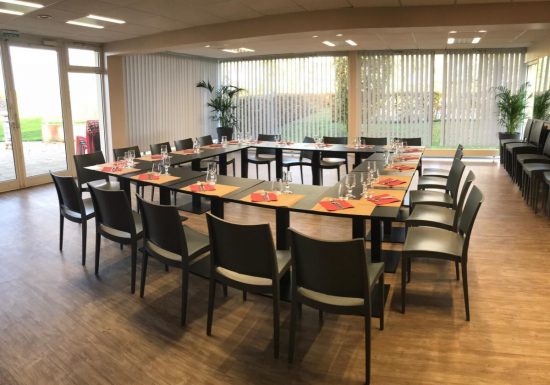 salle-de-reunion-Golf-Caen-la-mer
